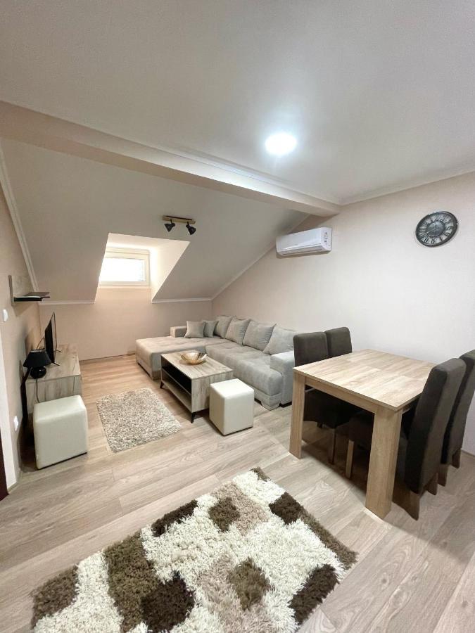 Vivko Apartments Veliko Gradište Εξωτερικό φωτογραφία